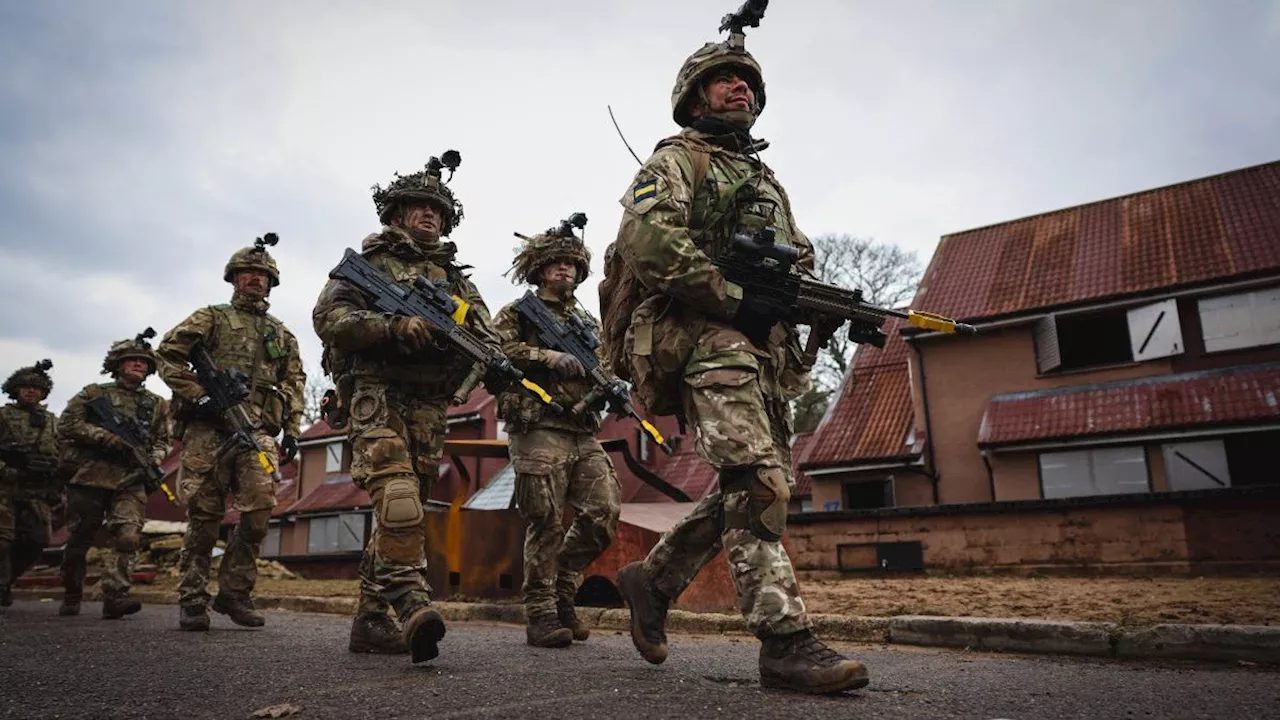 UK Armed Forces Deployability and Potential Troop Deployment to Ukraine