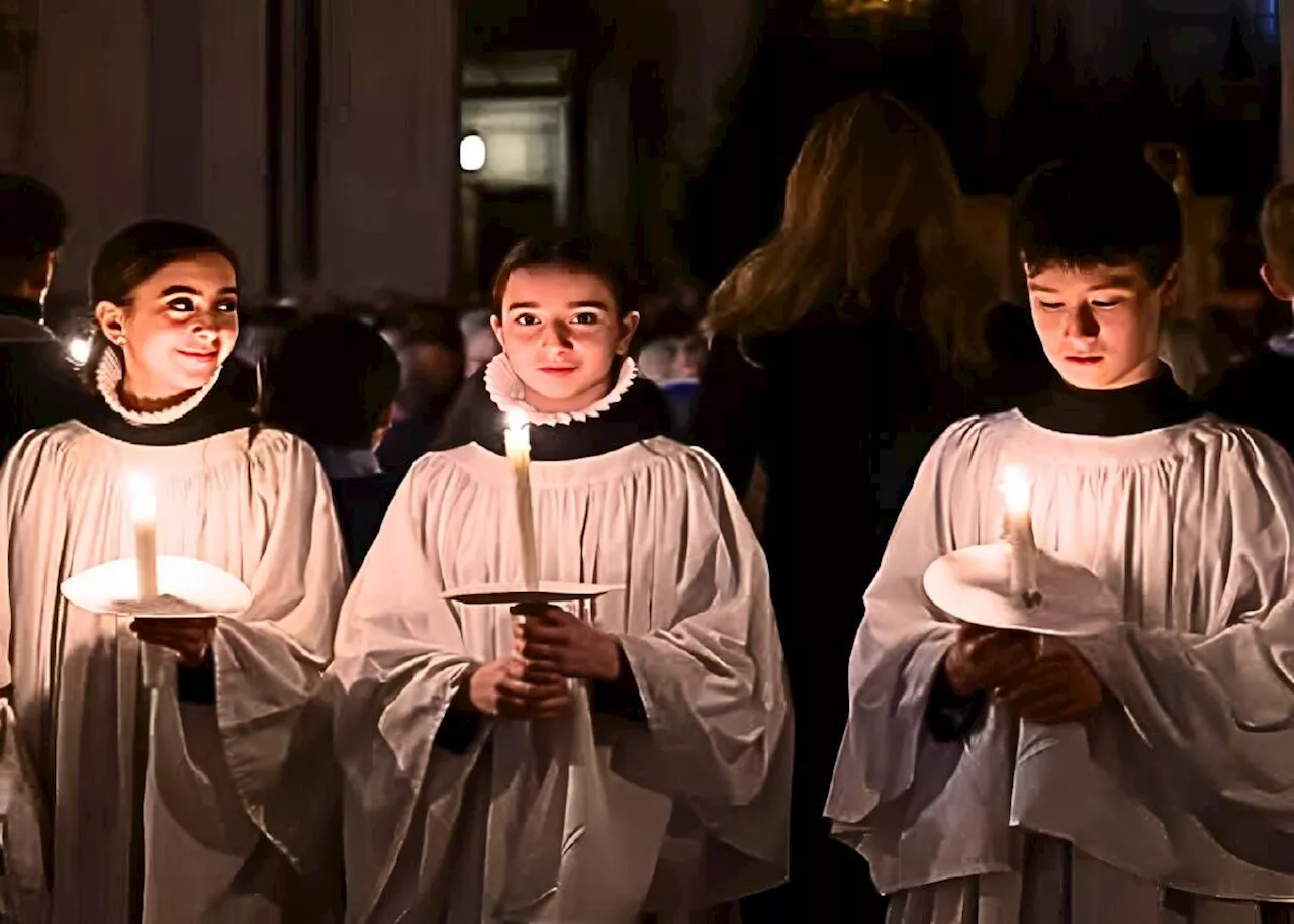 Girls Sing in St Paul's Cathedral Choir for First Time in 900 Years