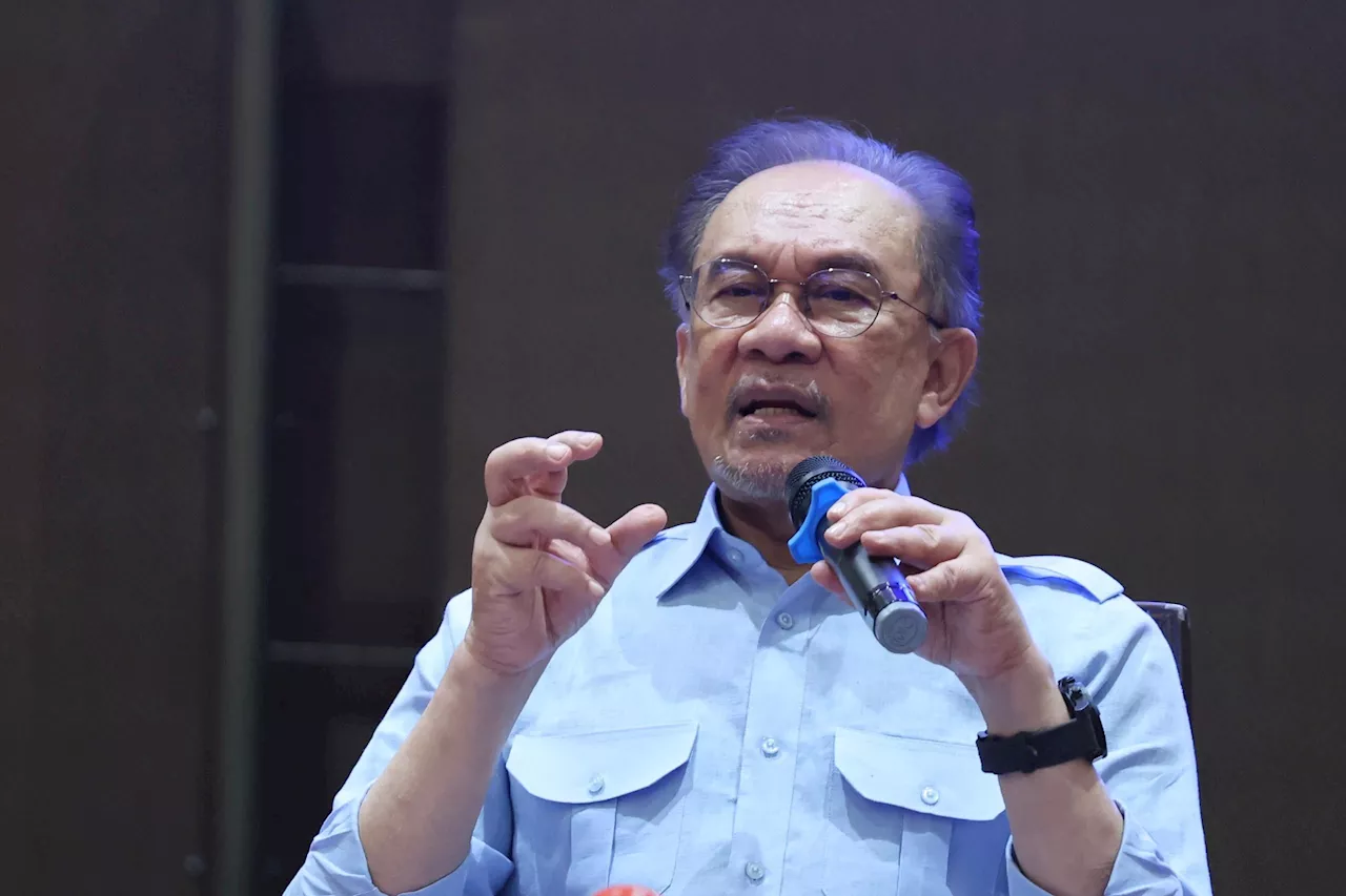 Anwar's Rating Improves, Public Remains Concerned About Economy