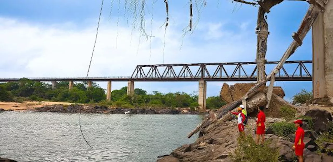 Queda de Caminhões com Agrotóxicos e Ácido Sulfúrico Ameaça Rio Tocantins