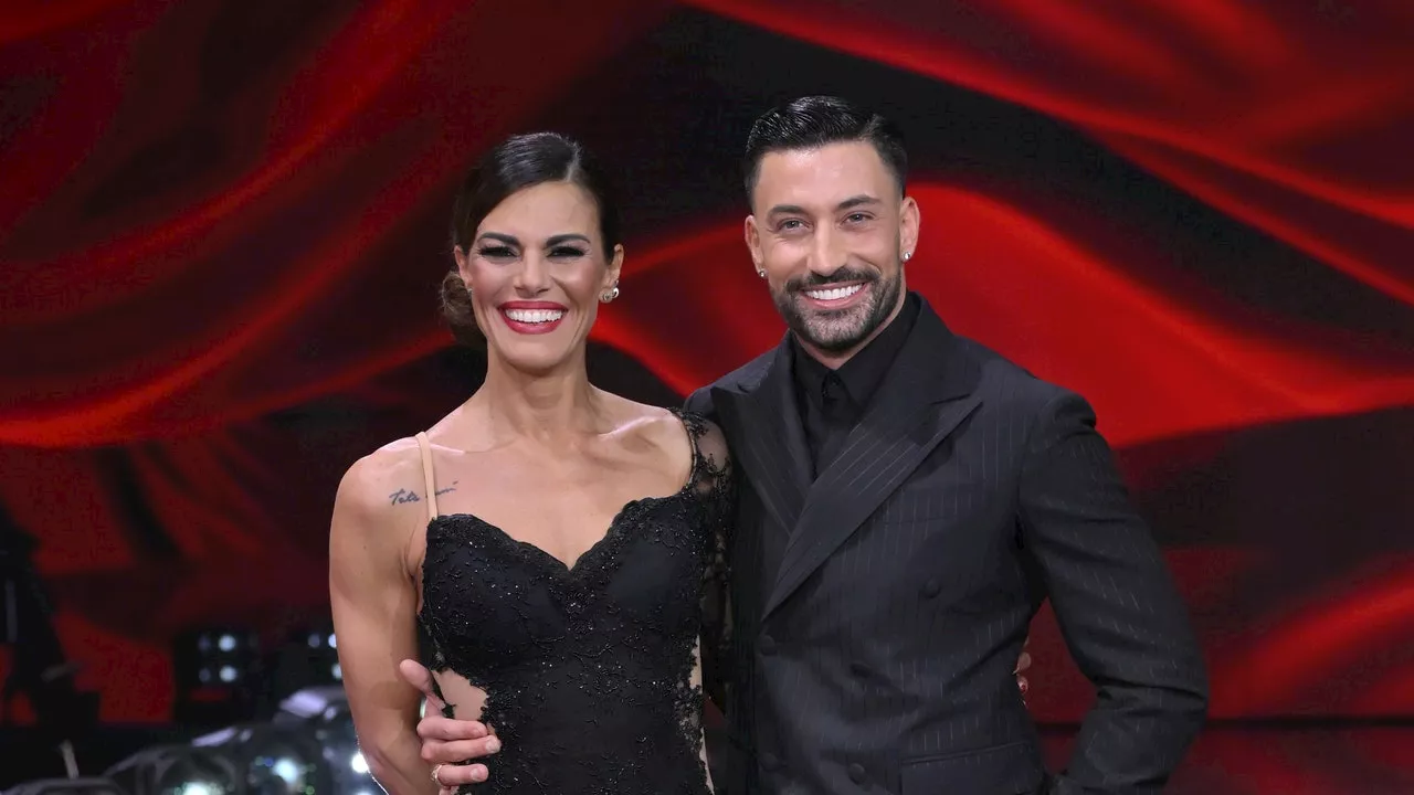 Bianca Guaccero e Giovanni Pernice: amore, tatuaggi e Natale in famiglia