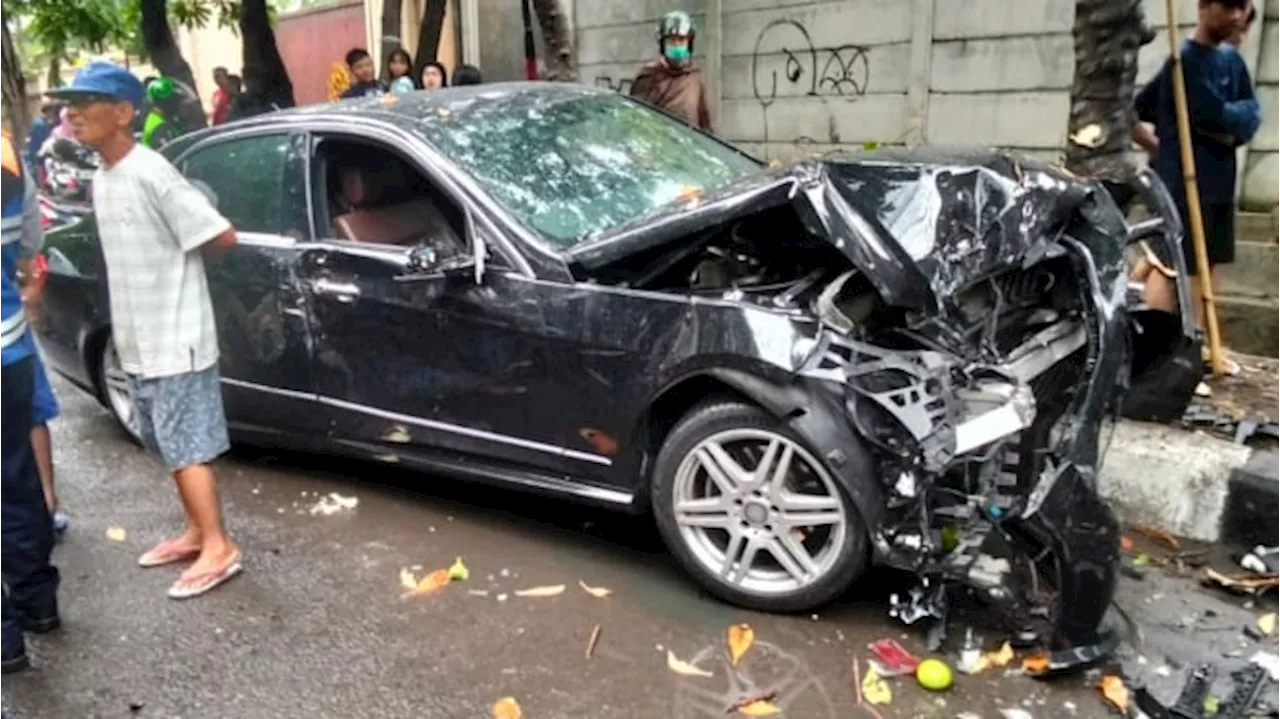 Penebasan Bermotor di Surabaya: Pengemudi Mercedes-Benz Tertangkap Dalam Kondisi Mabuk