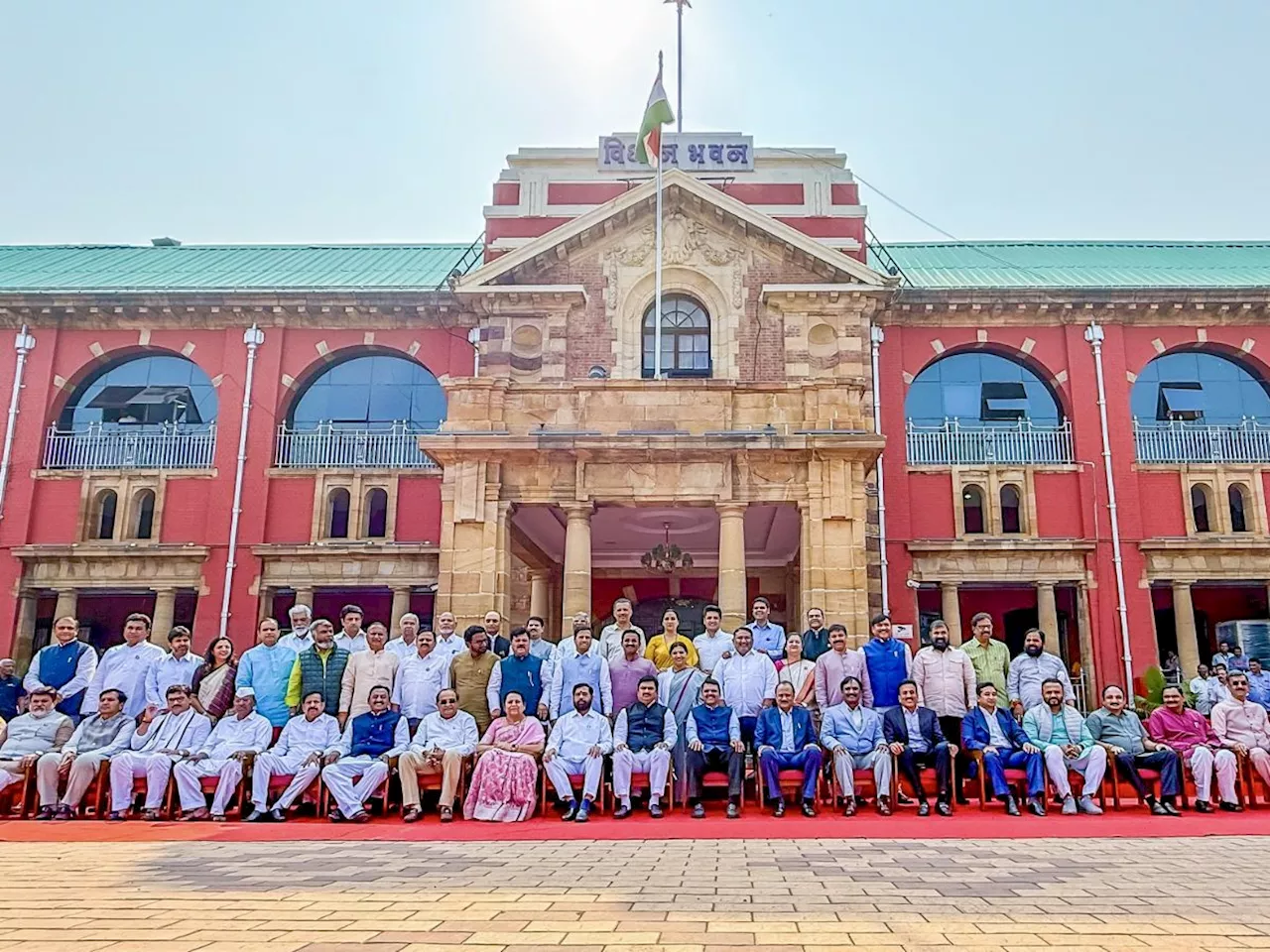 महायुतीत बंगले व दालन वाटपावरून नाराजी