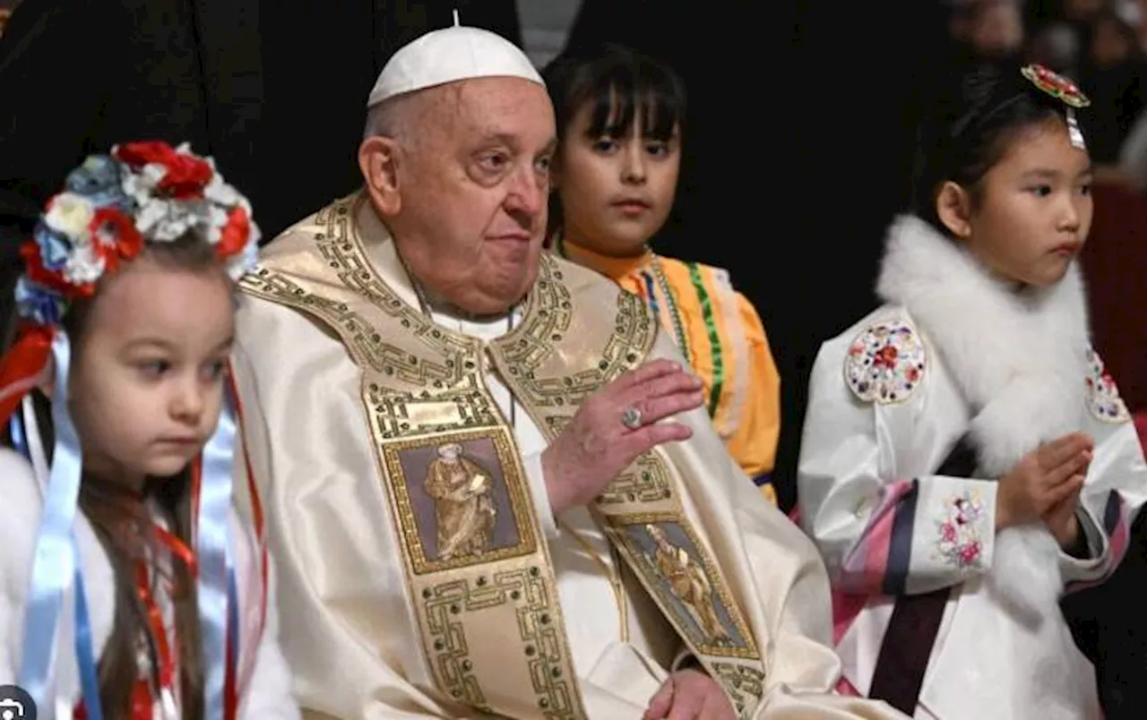 On Christmas Eve, Pope Francis launches holy Jubilee year