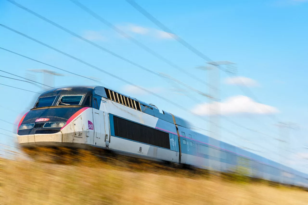 Conducteur TGV retrouvé mort sur les voies à Crisenoy: suicide confirmé par la SNCF