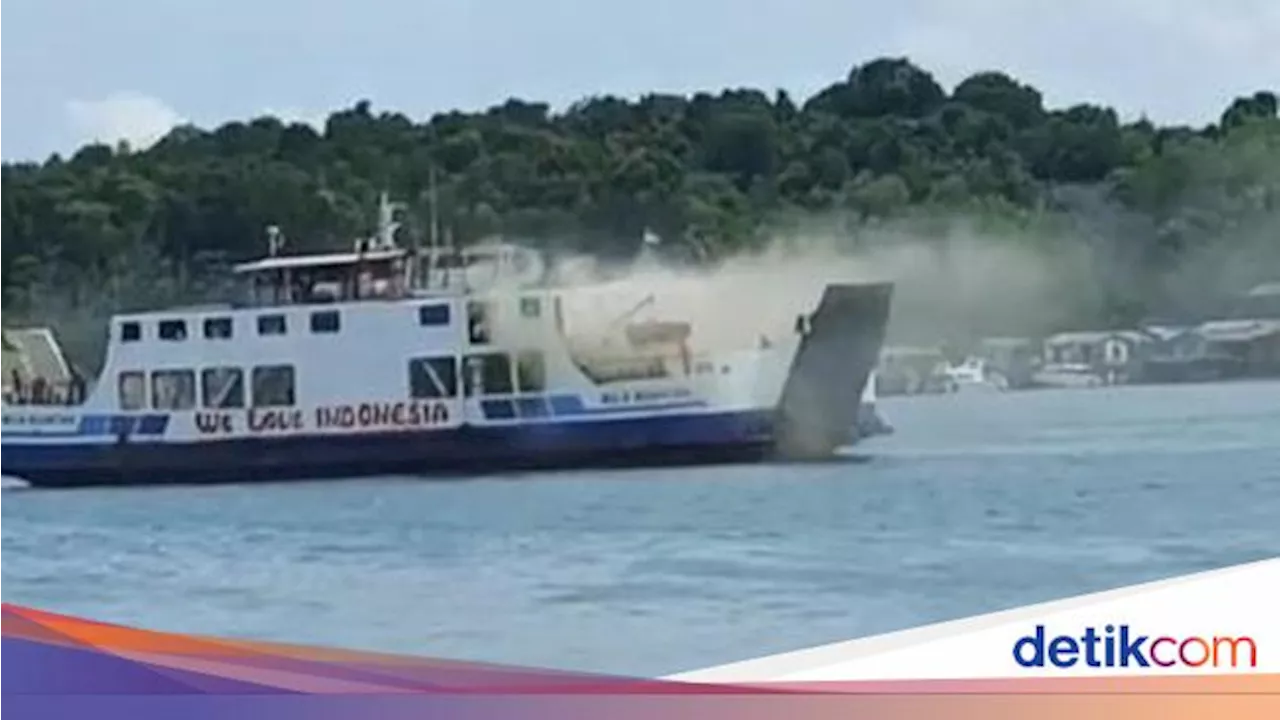 Kapal Roro Mulia Nusantara Terbakar di Pelabuhan Batam