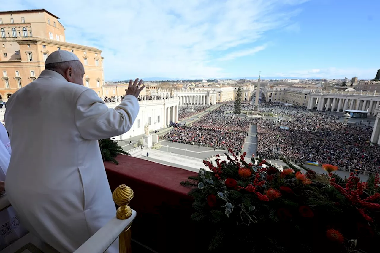 El papa Francisco pide paz en Ucrania y Gaza en su mensaje de Navidad