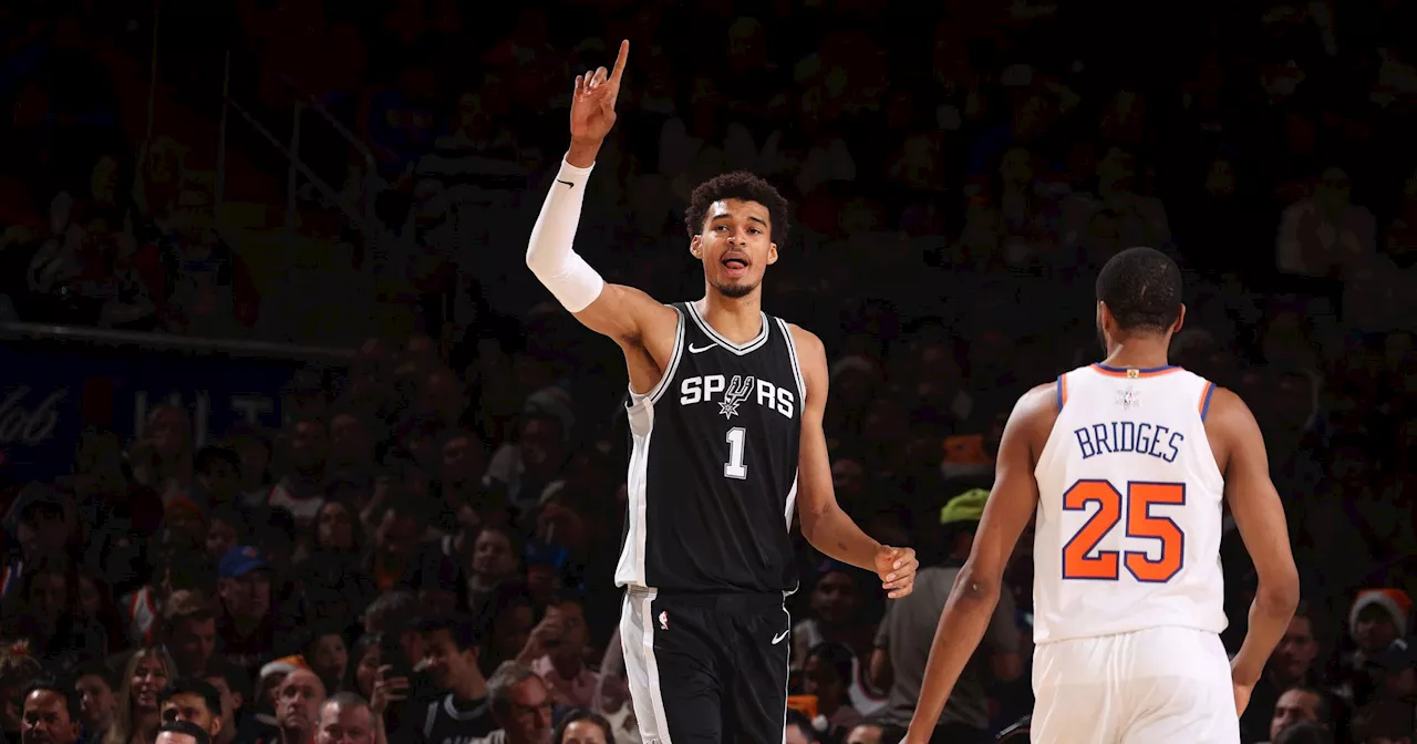 Knicks sconfiggono Spurs in un finale al cardiopalma, Bridges guida New York con 41 punti