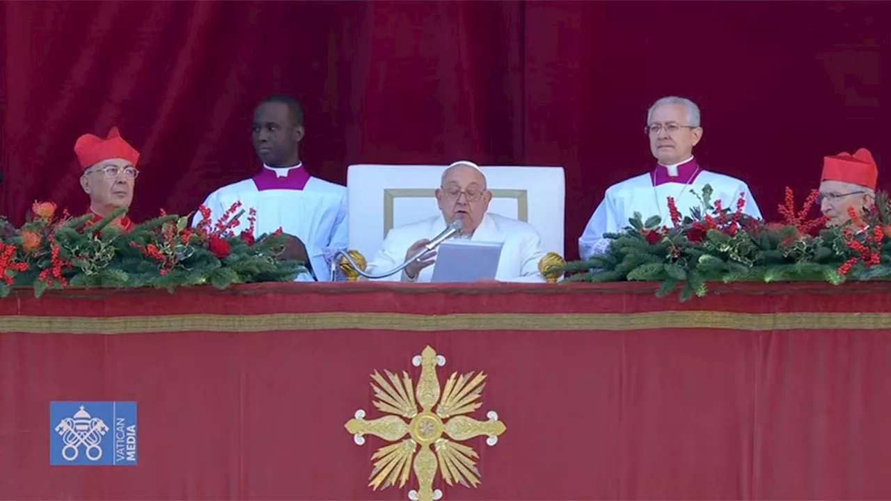 Pope Francis Urges Peace in Christmas Message, Calls for End to Conflicts Worldwide