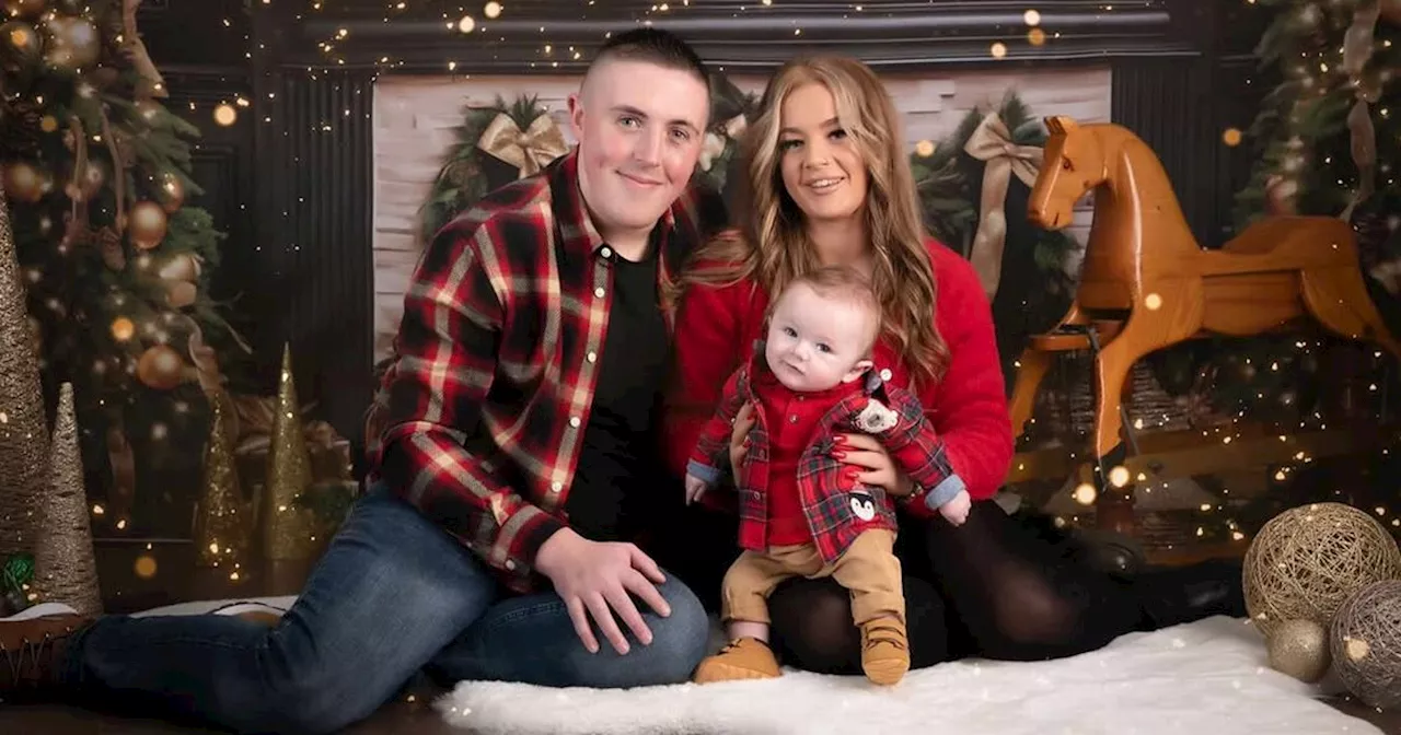 Photographer Gifts Free Photoshoot to Family of Baby Battling Cancer