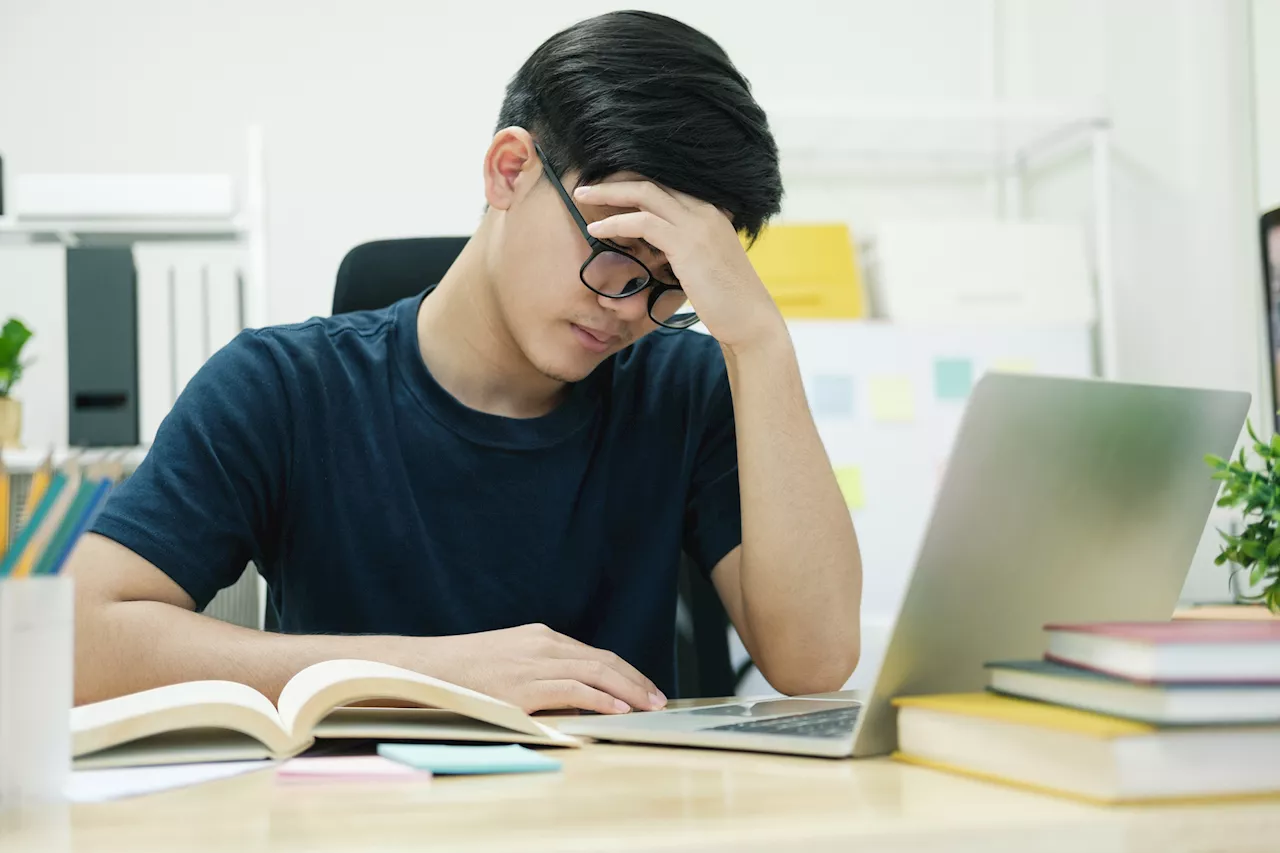 Singaporean Man Opens Up About Parents' Harsh Reaction to JC Failure