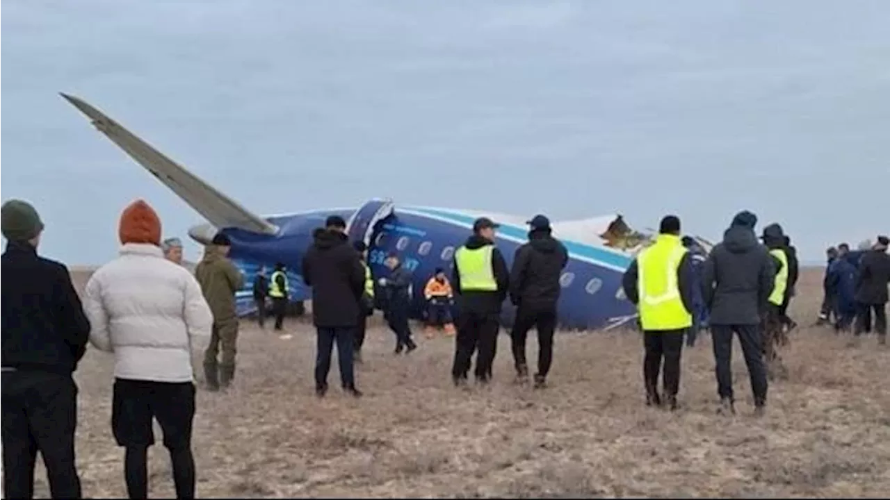 Kronologi Jatuhnya Pesawat Azerbaijan Airlines di Kazakhstan, Diduga Menabrak Kawanan Burung