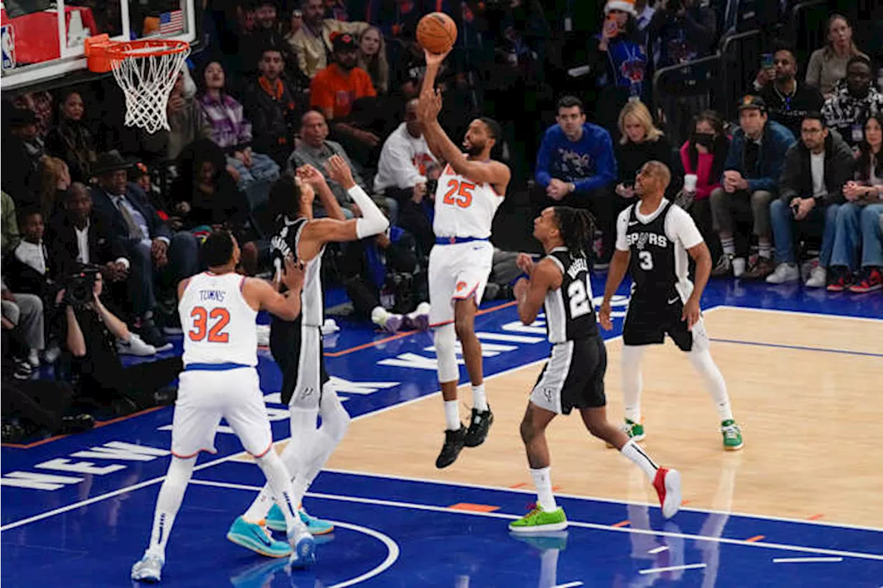 Bridges scores season-high 41, Knicks withstand Wembanyama's monster Christmas debut to edge Spurs