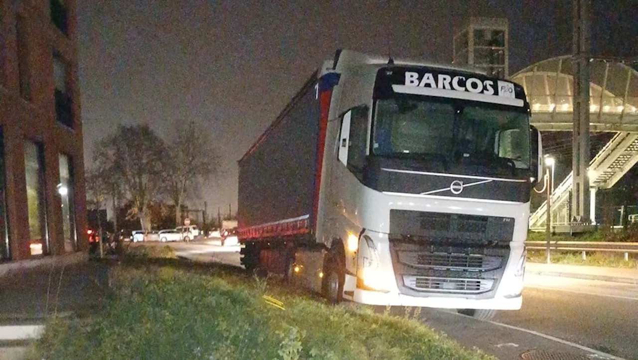 Saint-Jory: Les camions bloquent les trottoirs, les habitants excédés