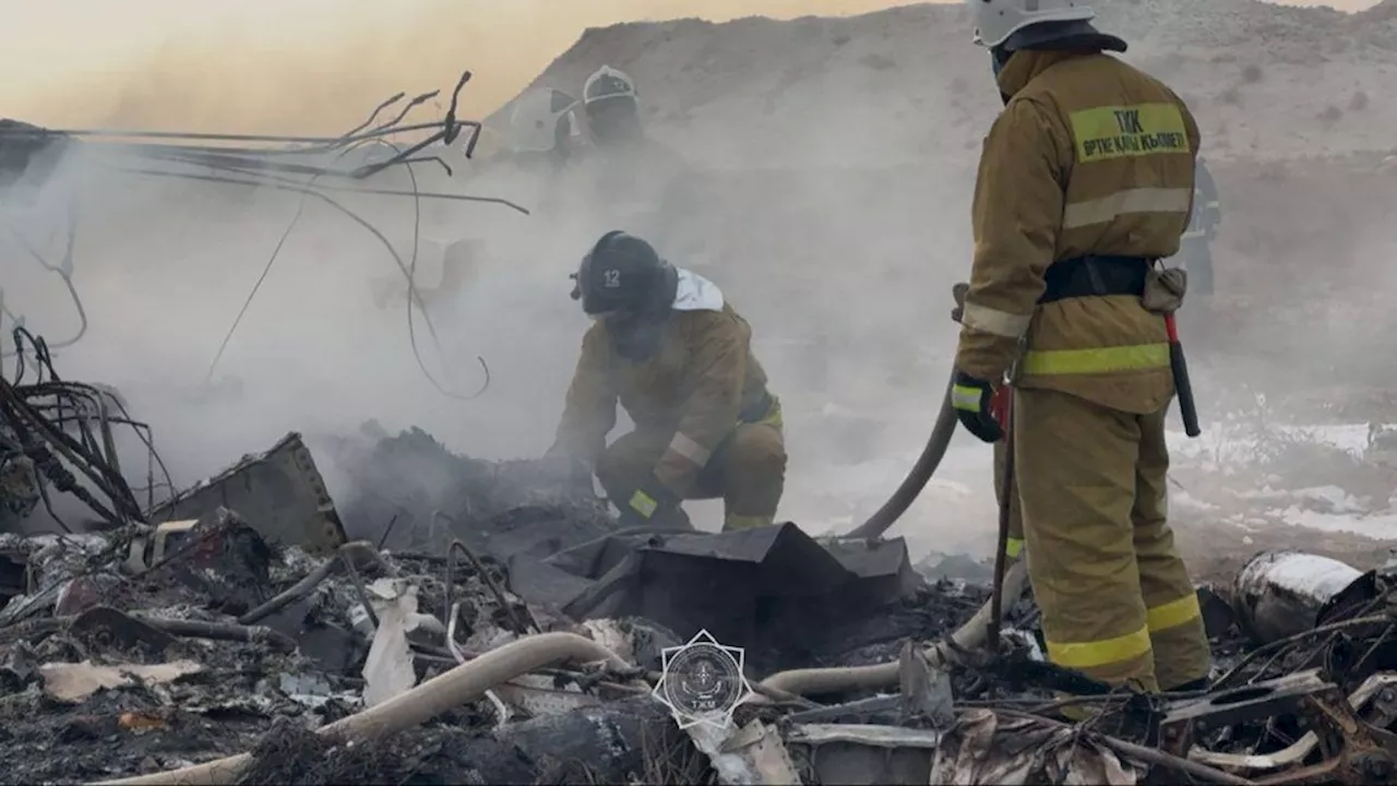 Avión de Azerbaiyán Airlines se estrella en Kazajistán; 32 sobrevivientes