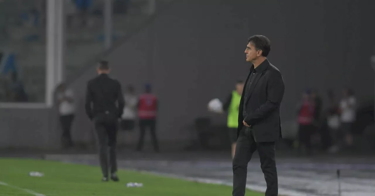 El campeón Vélez puede perder a su entrenador Gustavo Quinteros: lo quiere Gremio