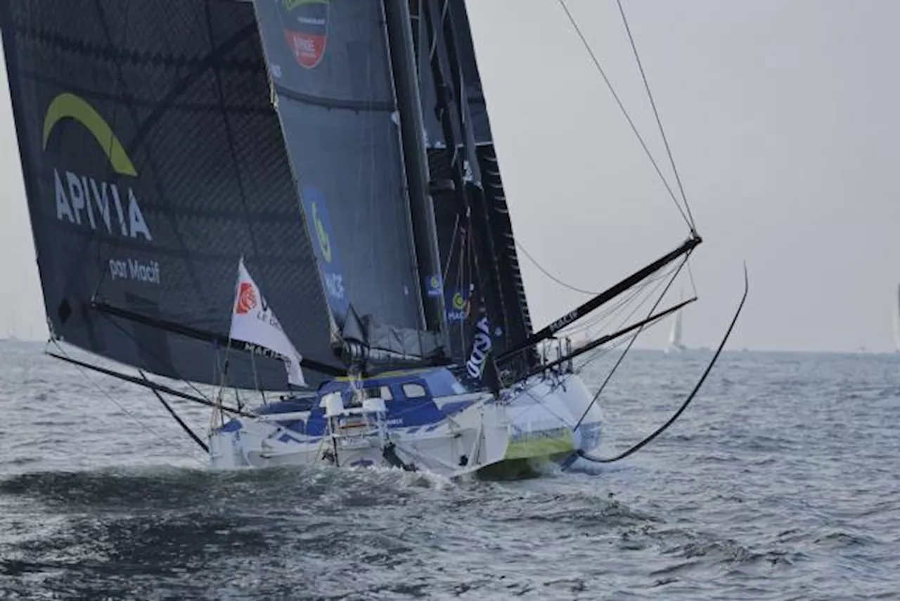 Charlie Dalin réduit l'écart sur le leader du Vendée Globe