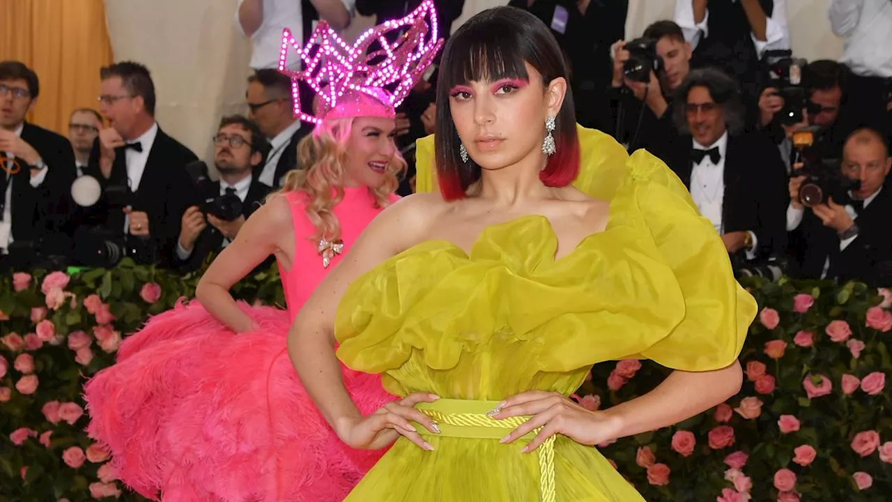 Charli XCX dan Post Malone Raih Nominasi Tambahan Grammy