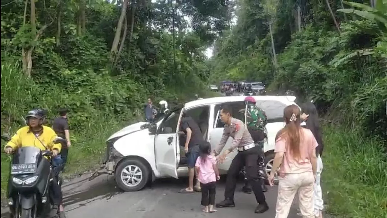 Kecelakaan Beruntun di Turunan Pantai Mutun Lampung