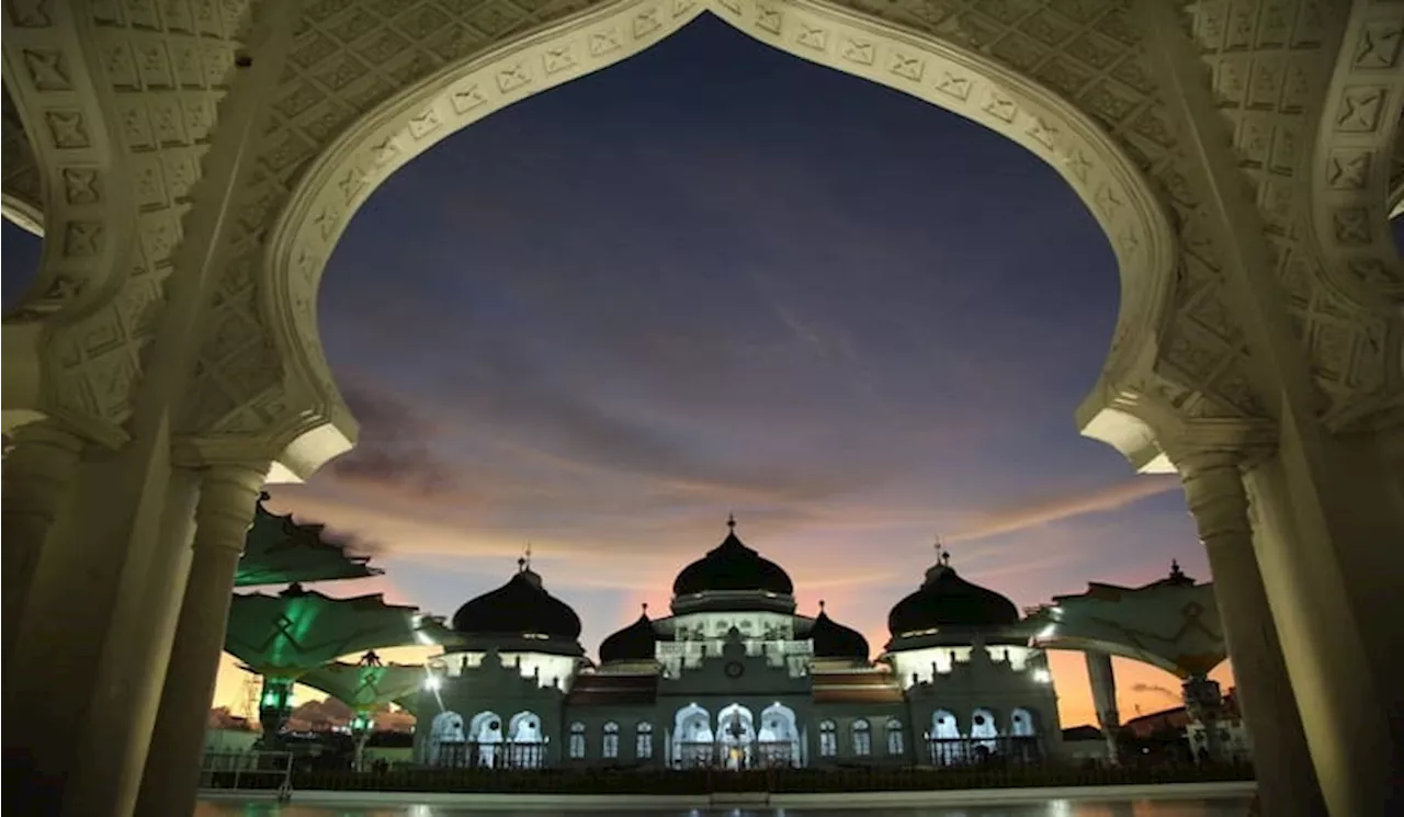 Ketegaran Masjid Raya Baiturrahman di Aceh: Saksi Tsunami dan Ikon Kepercayaan