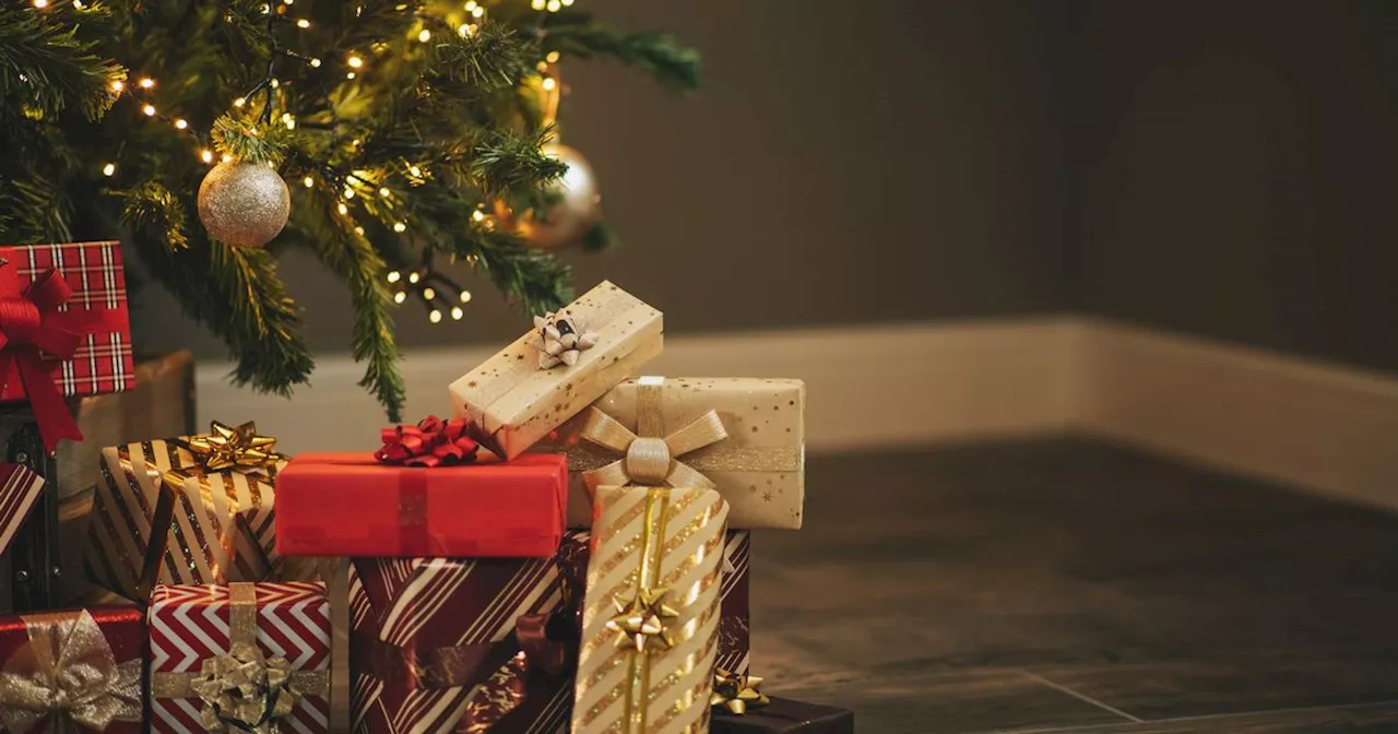 Christmas Gift Gaffe Causes Couple Conflict