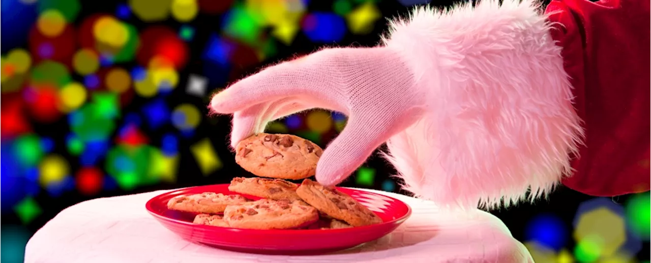 Stress Eating during the Holidays: How to Enjoy Festive Foods Without Overindulging