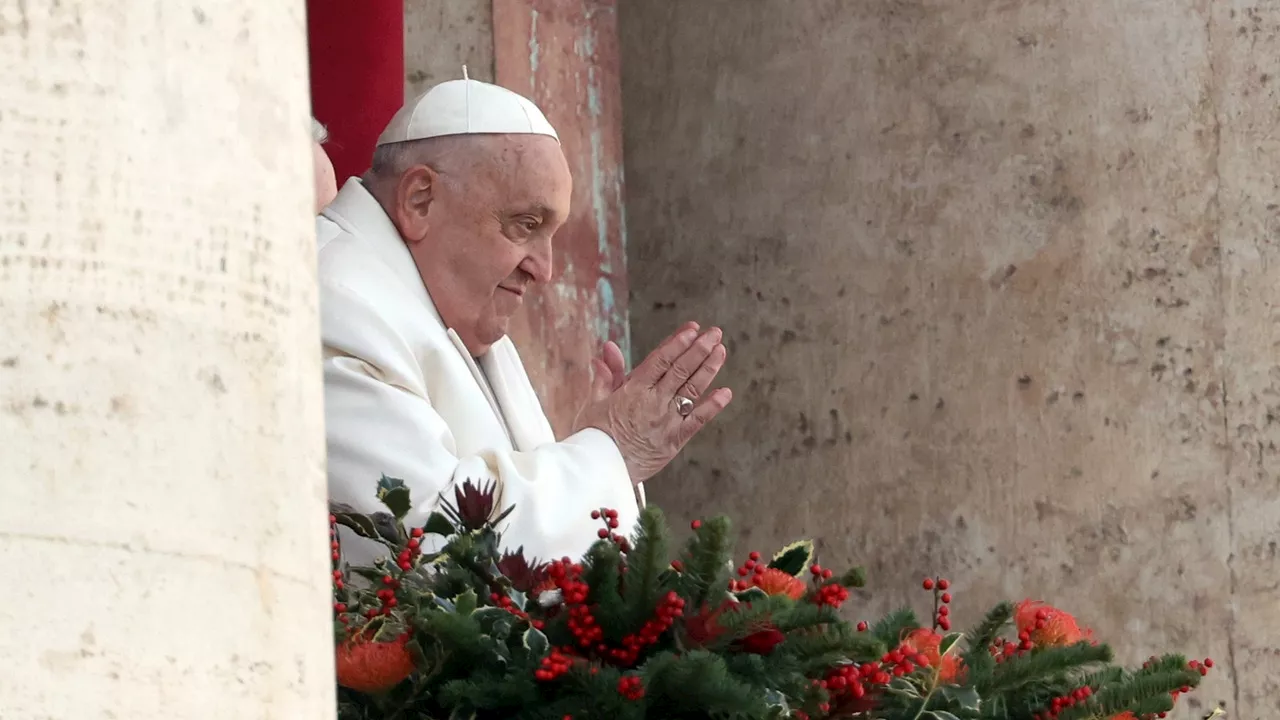 Papa Francisco pide paz en Ucrania y Gaza en su mensaje de Navidad