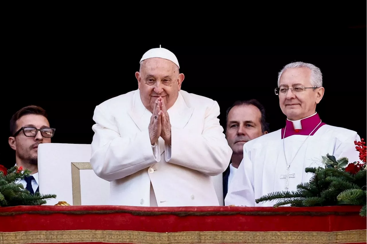 Pope Francis Urges Global Reconciliation on Christmas