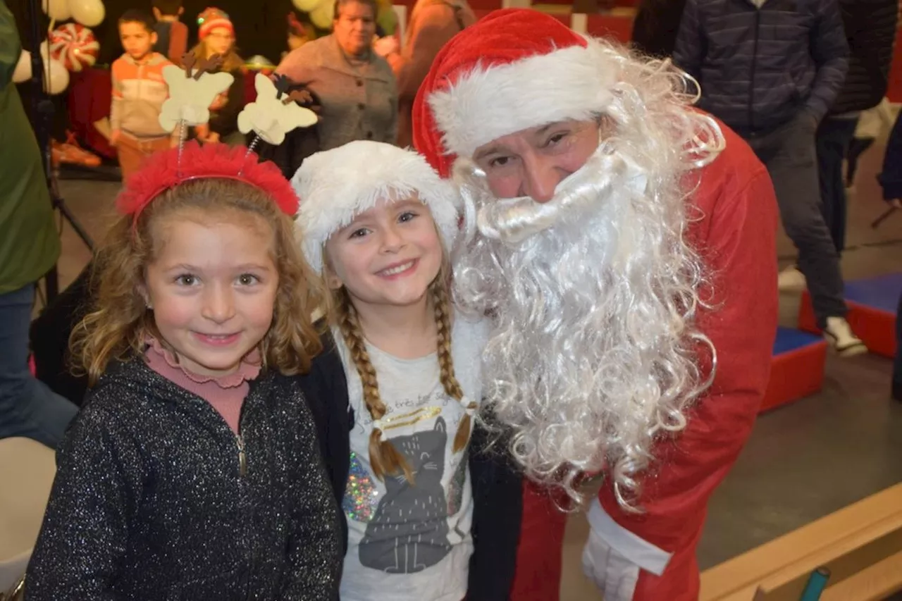 Noël à Pontoise: Goûter, spectacle et feu de Noël