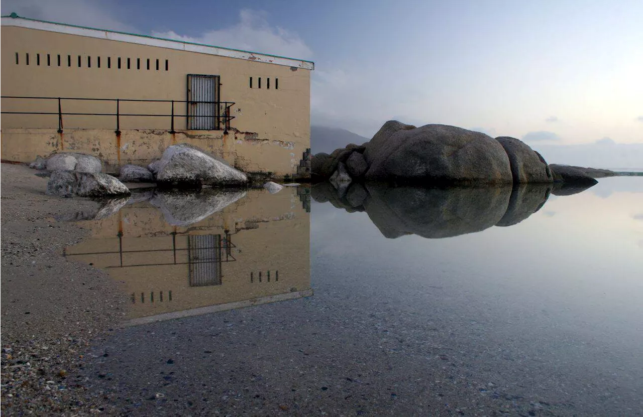 Two Girls Drowning at Camps Bay Tidal Pool: One Dead, One Hospitalized