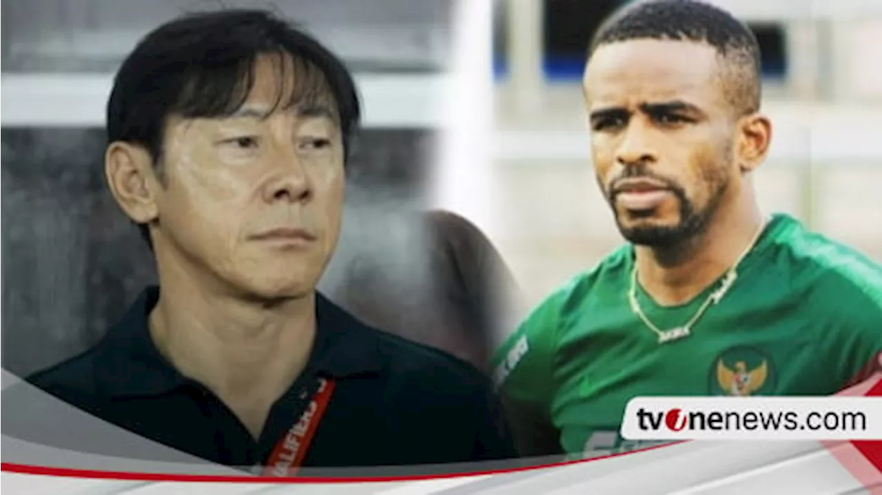 Greg Nwokolo Apresiasi Sikap Tegas Shin Tae-yong terhadap Pemain Lokal