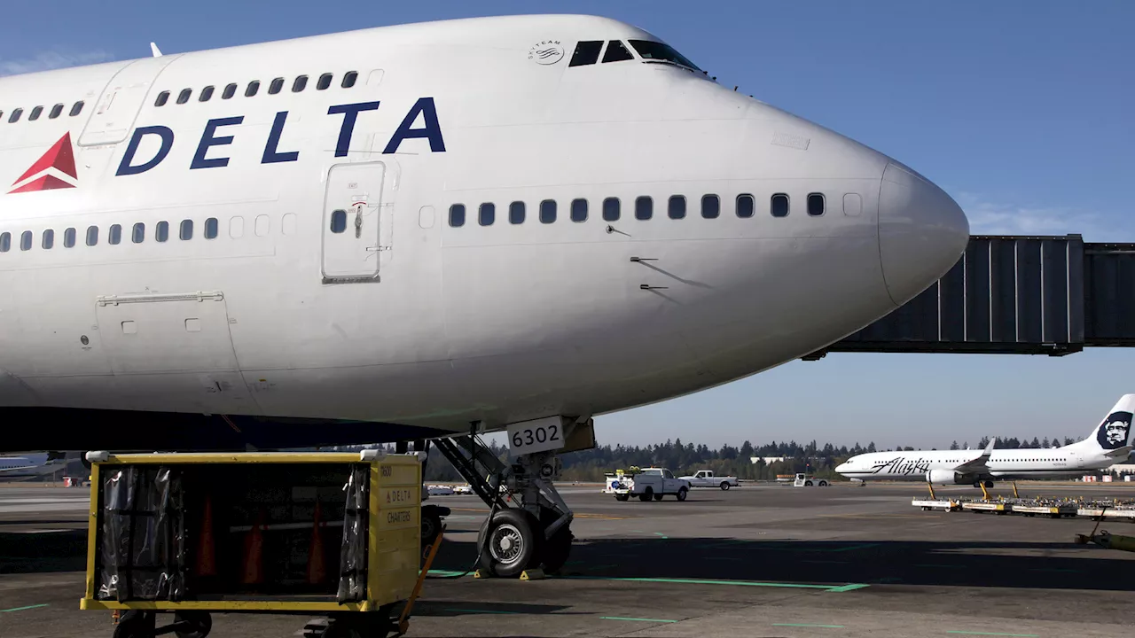 Unticketed passenger caught on Delta Air Lines flight on Christmas Eve