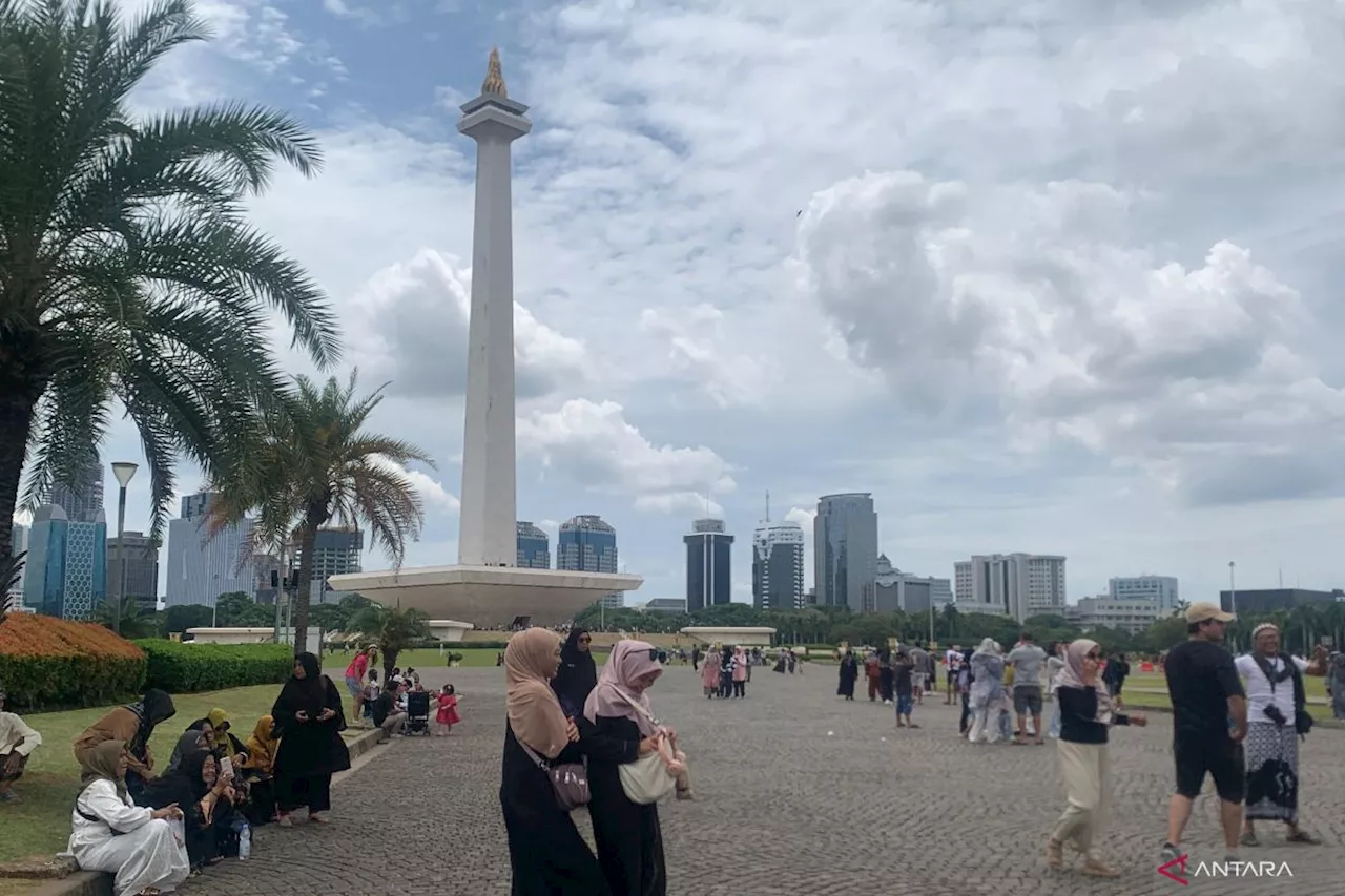 Monas Tetap Populer di Libur Natal 2024