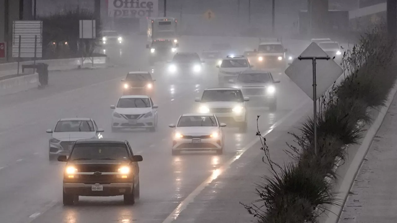 Powerful thunderstorms rumble across Texas, delaying holiday travel