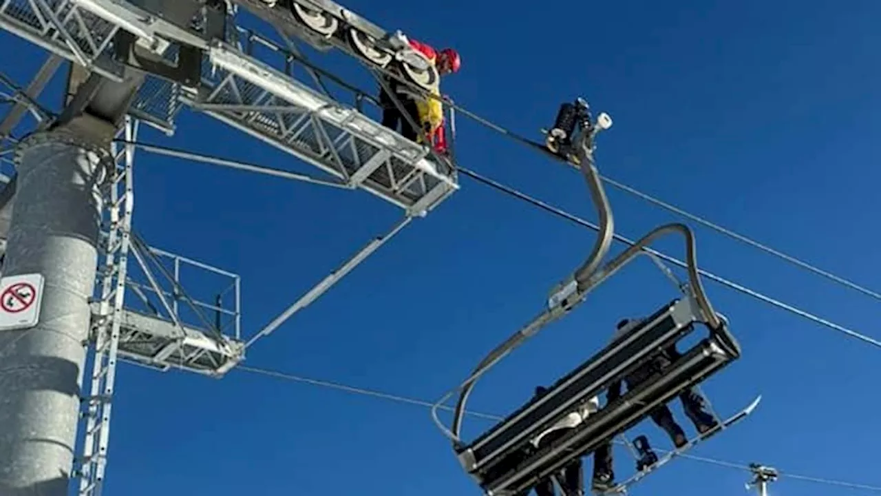 Panne de télésiège à Superdévoluy: les skieurs bloqués de retour sur les pistes malgré l'appréhension