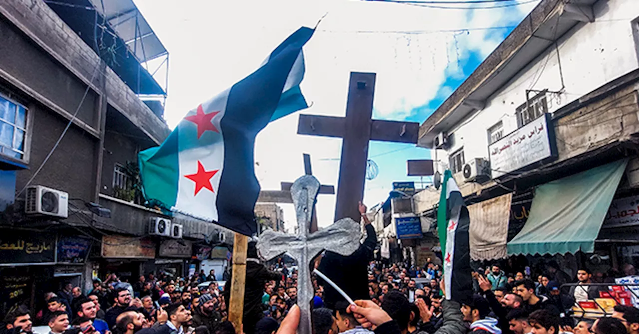 Syrian Christians Demonstrate Against Islamist Rebel Government to Protest Christmas Tree Burning