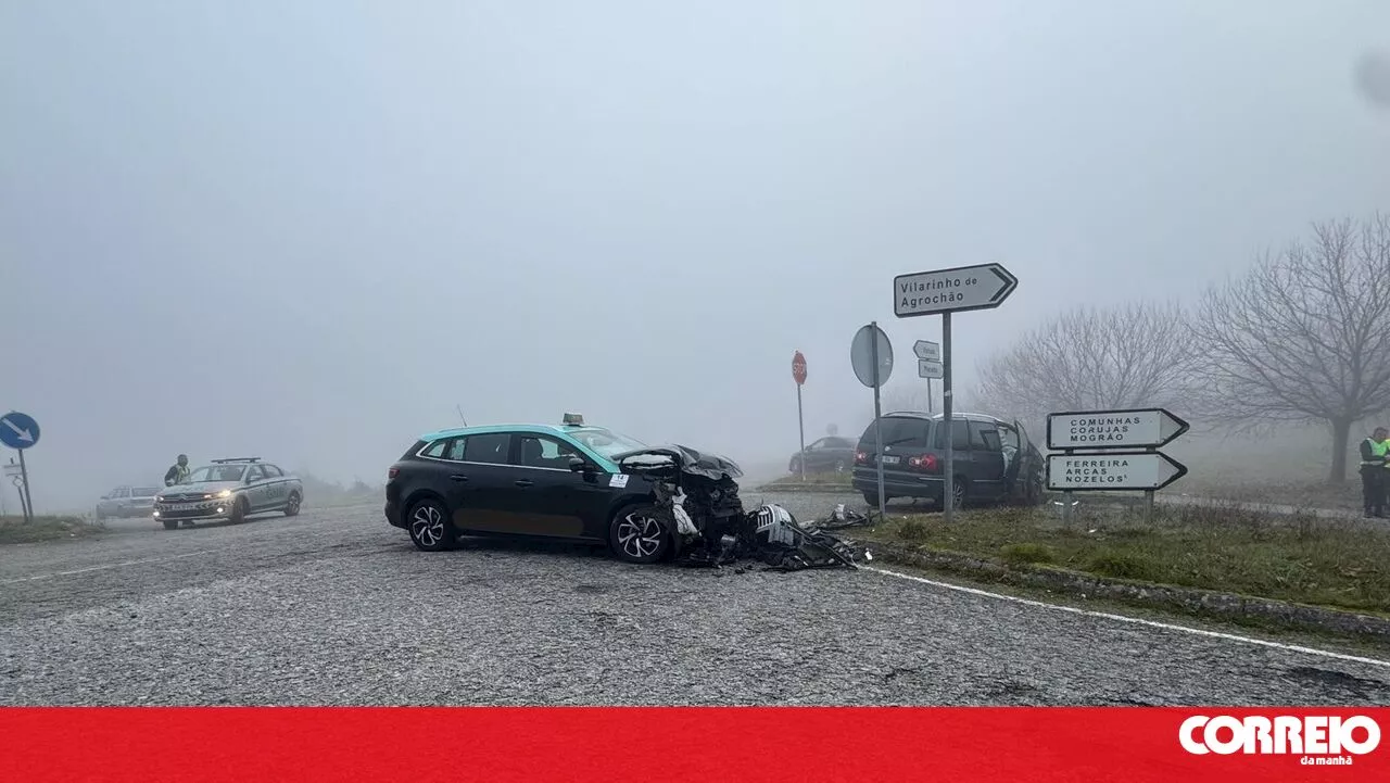 Cinco feridos em colisão entre dois carros em Macedo de Cavaleiros