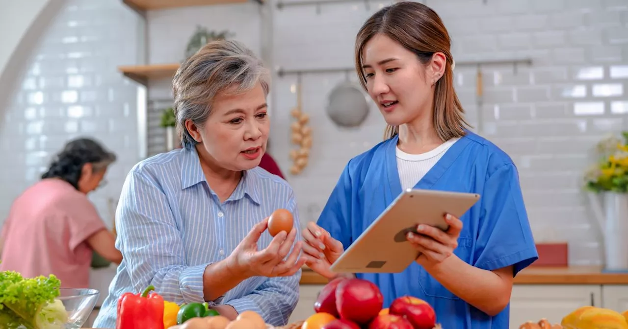 Early dementia signs may be reversed with 'colourful' diet tip