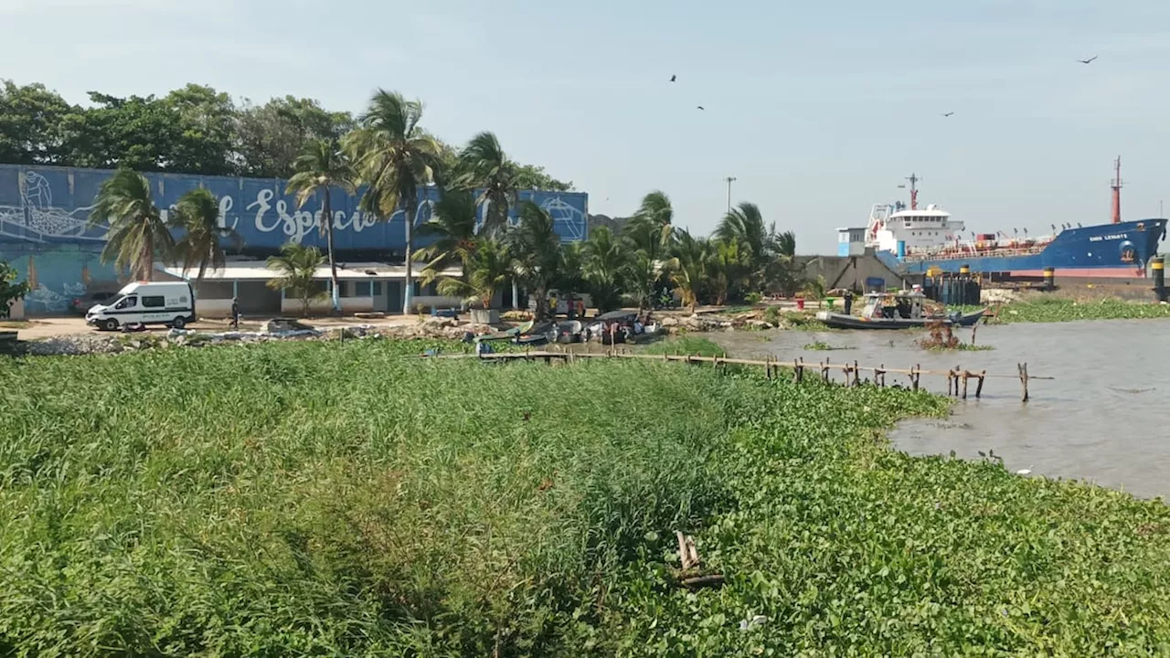 Policía practica levantamiento de cadáver encontrado a orillas del río Magdalena