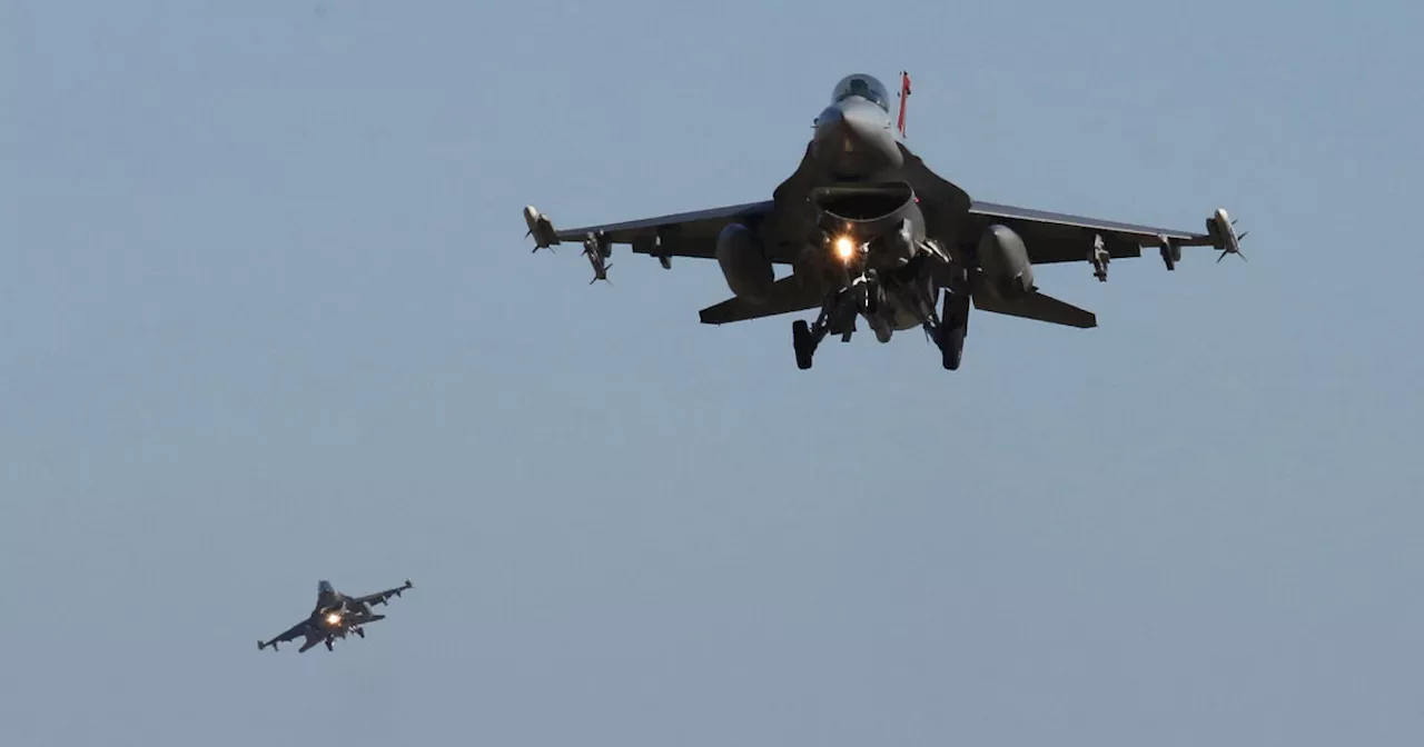 Ucraina, Mosca: “Caccia F-16 di Kiev pronto all’attacco abbattuto nell’area di…