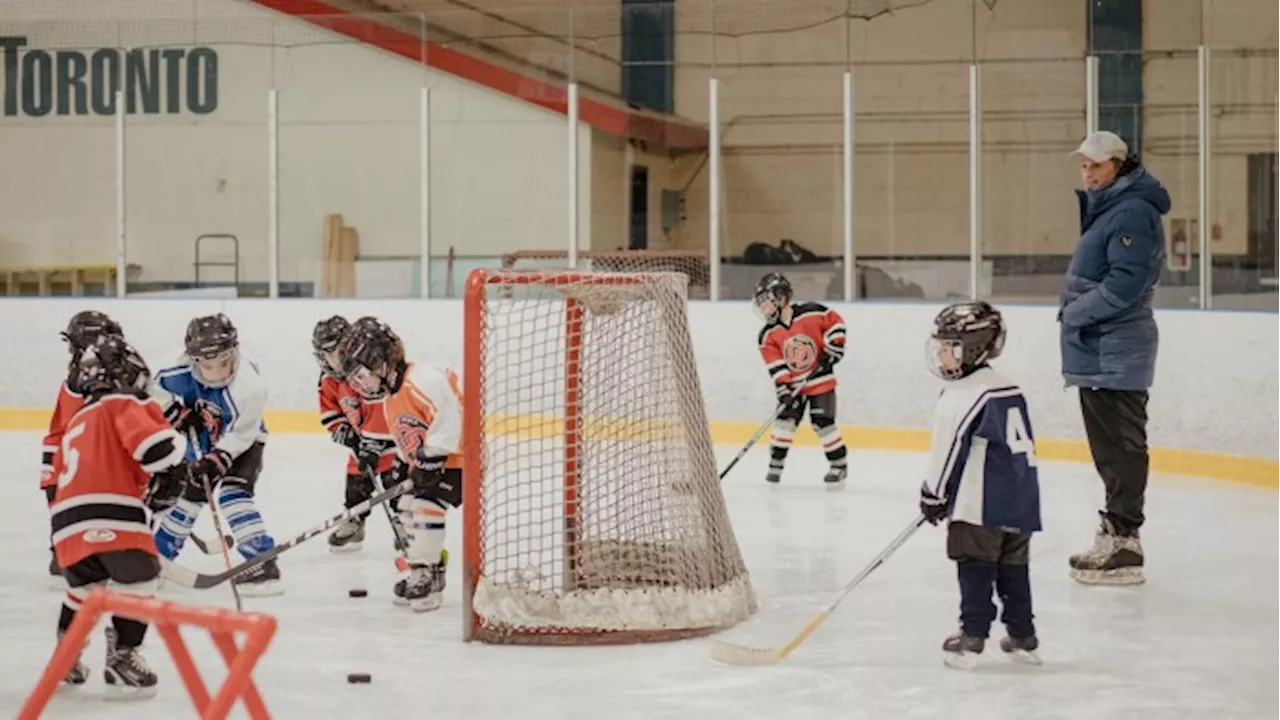 Young Canadians ditch ice hockey for football and basketball