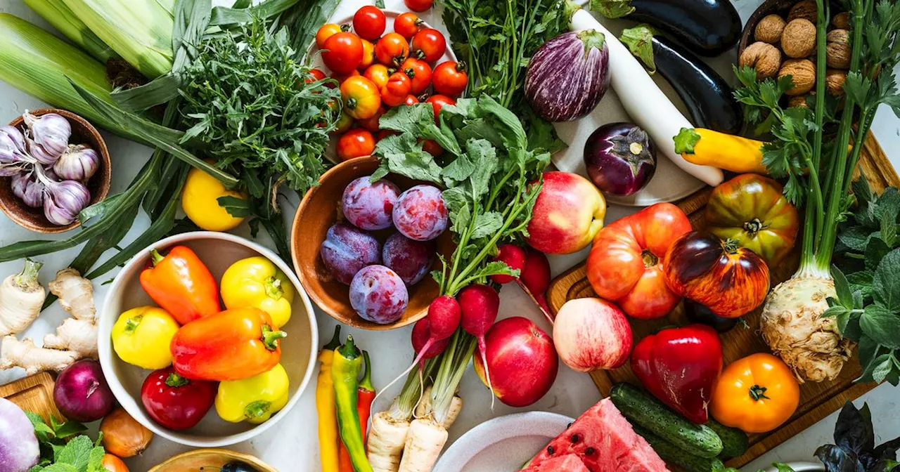 New report finds nearly half of Irish teens do not eat fruit and veg daily