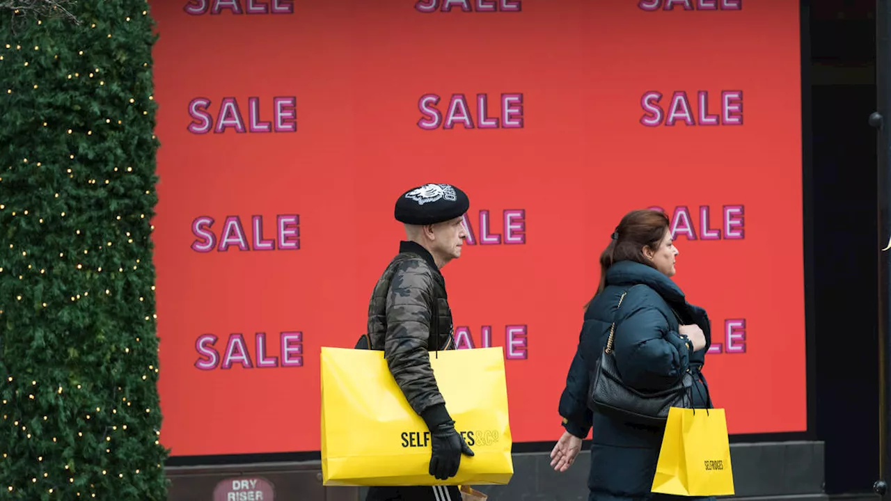 High Street suffers as Boxing Day shoppers stay at home