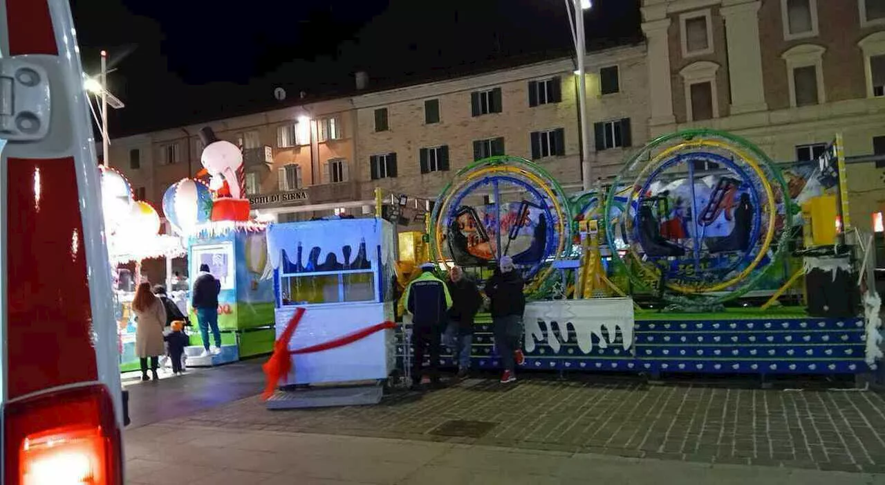 Giostra a Palla Fa Ferita Ragazza, Chiusa e Sequestrata