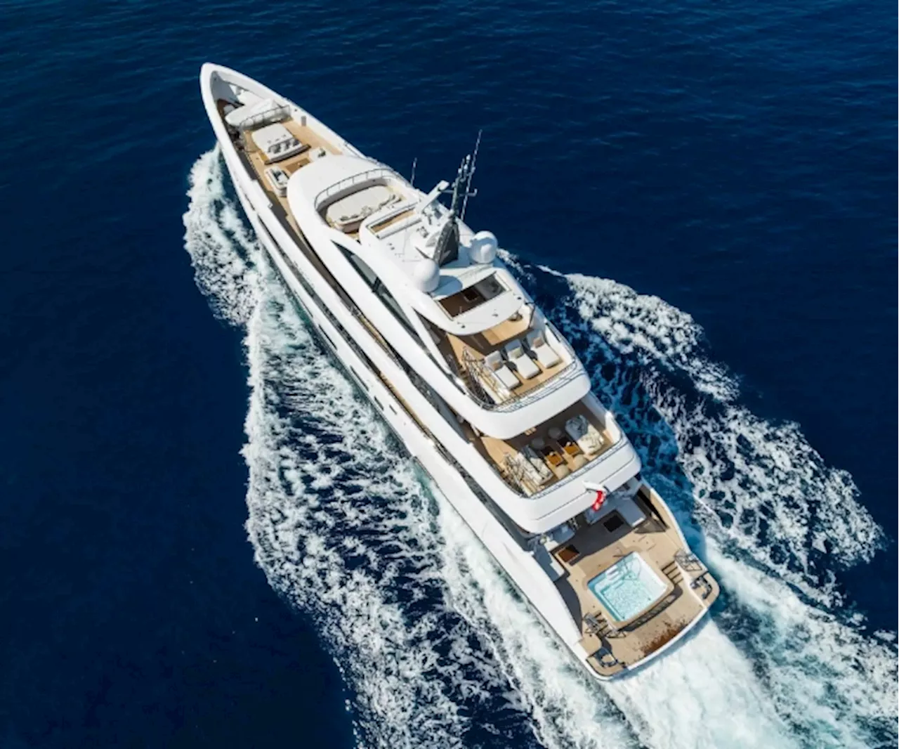 Benetti's B.Now 50M Asani Showcases Zen-like Oasis Deck