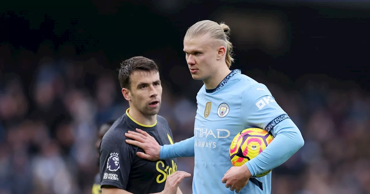 What Seamus Coleman did before Erling Haaland missed Man City penalty vs Everton