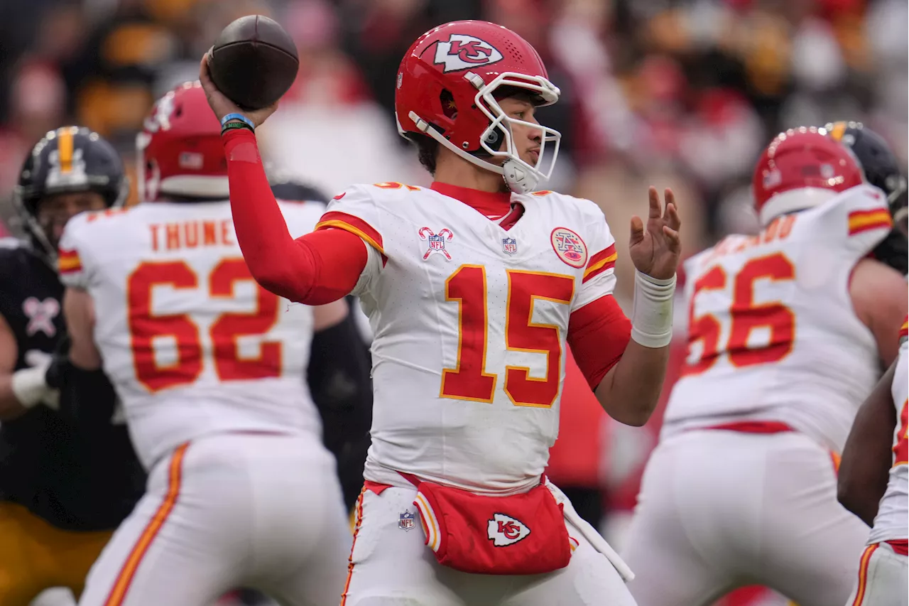 Chiefs Clinch No. 1 Seed with Dominant Christmas Day Win Over Steelers