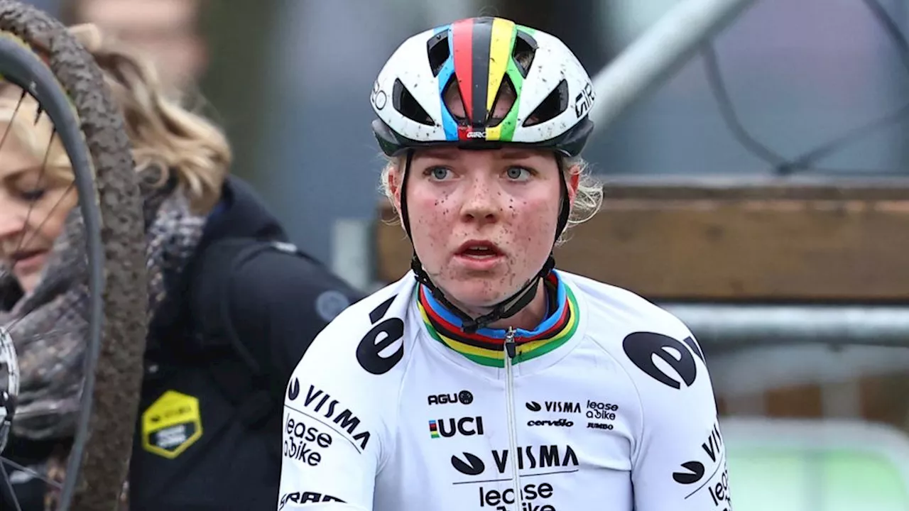 Van Empel keert na knieblessure terug in het veld met winst in wereldbeker Gavere