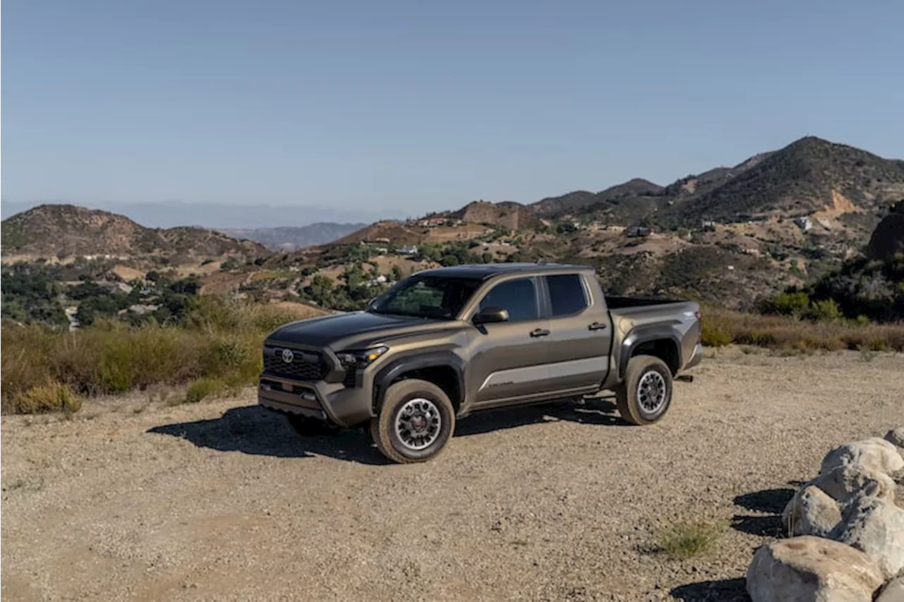 2025 Toyota Tacoma: Midsize pickup on the way up