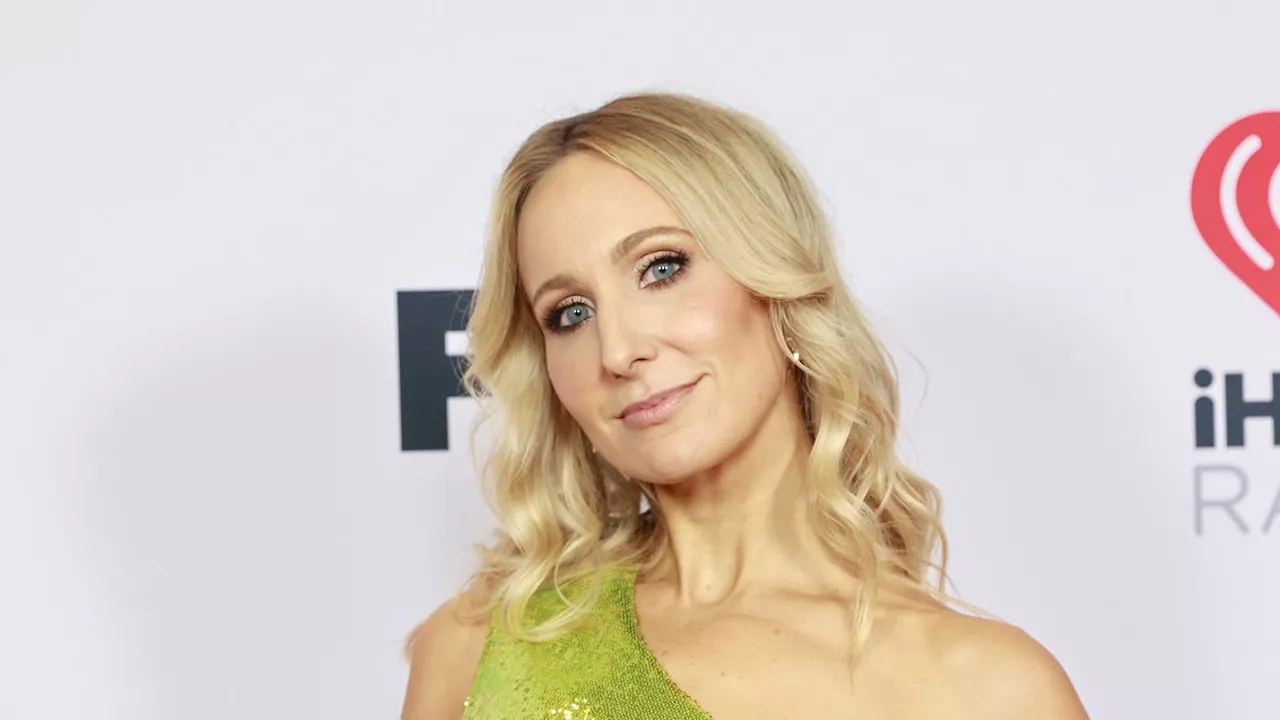 Comedian Nikki Glaser gab 95.000 Euro für 22 Taylor Swift Konzerte aus